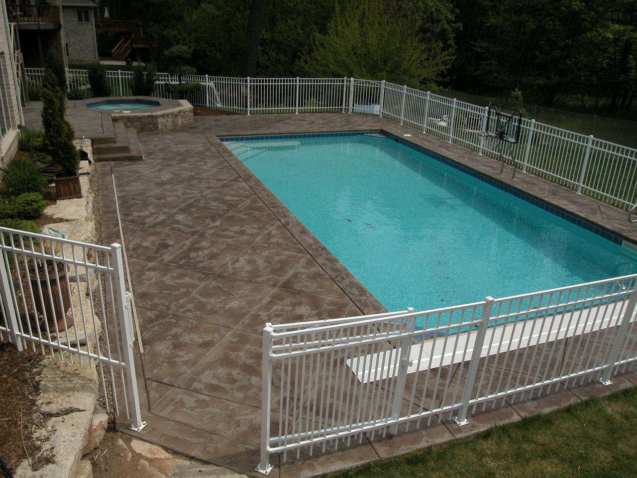 hotel pool surround, door county